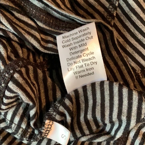 Cabi grey and black striped long sleeve soft top S - Picture 6 of 6